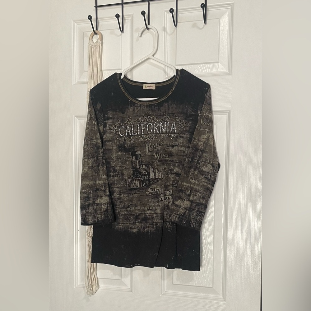 Cactus Black and Brown 3/4 Sleeve Tee